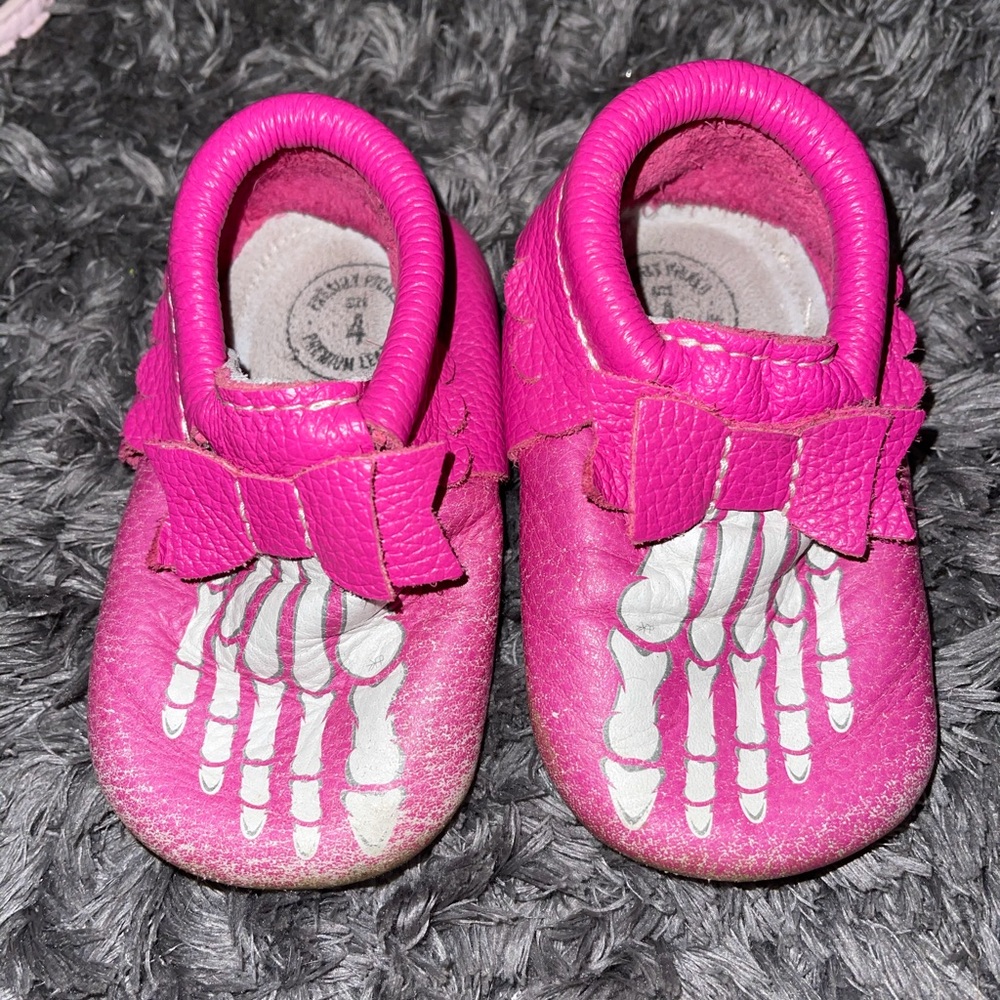 Freshly picked Mrs. Bones size 4